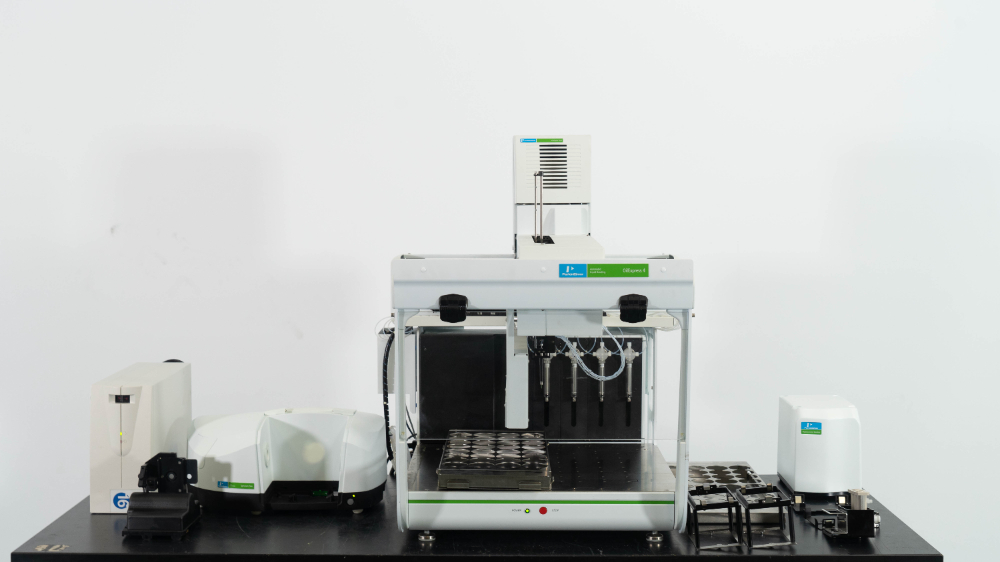 Image of PerkinElmer OilExpress 4 Automated Liquid Handler w/ Spectrum Two
